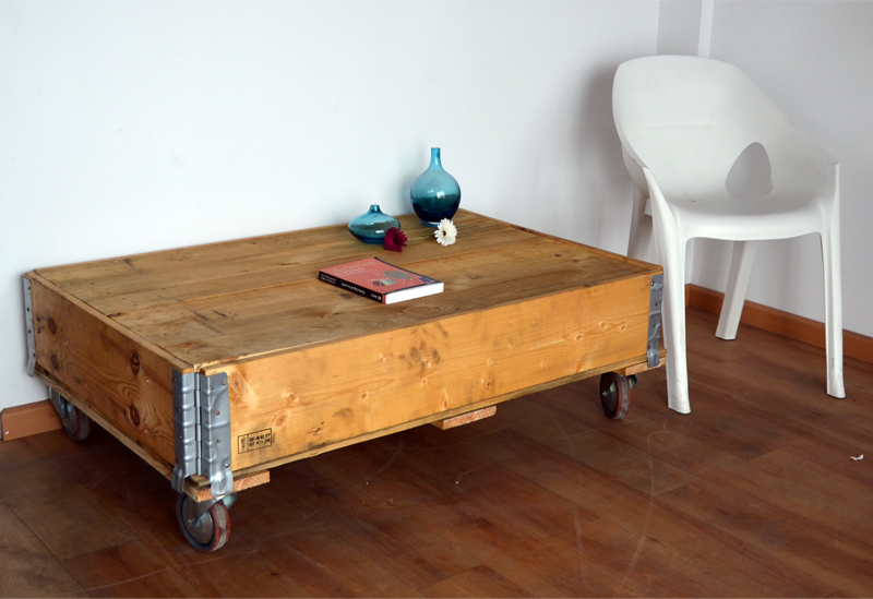 Mesa con Cerco 80x120cm y Ruedas 