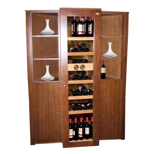 Vinoteca con muebles y estantes 