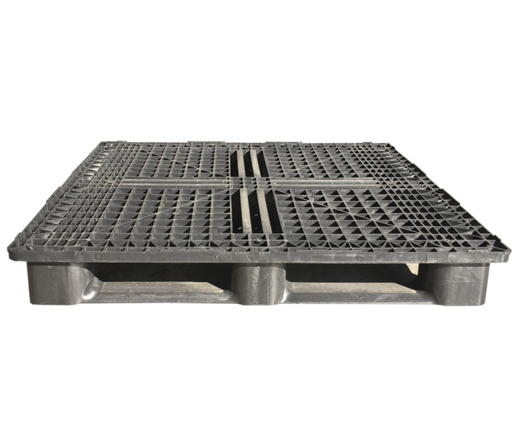 Palet de Plastico Negro con 3 Patines 1200 x 1200 Usado 