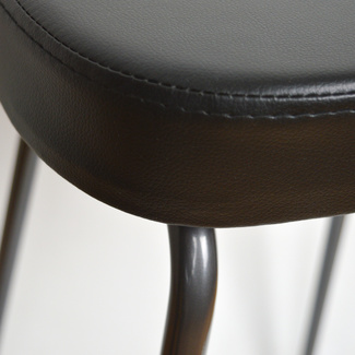 Taburete Bar Industrial Apilable Negro