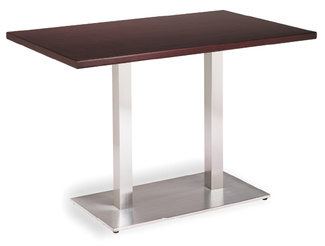 Mesa Rectangular Base de Acero Inoxidable Modelo 324