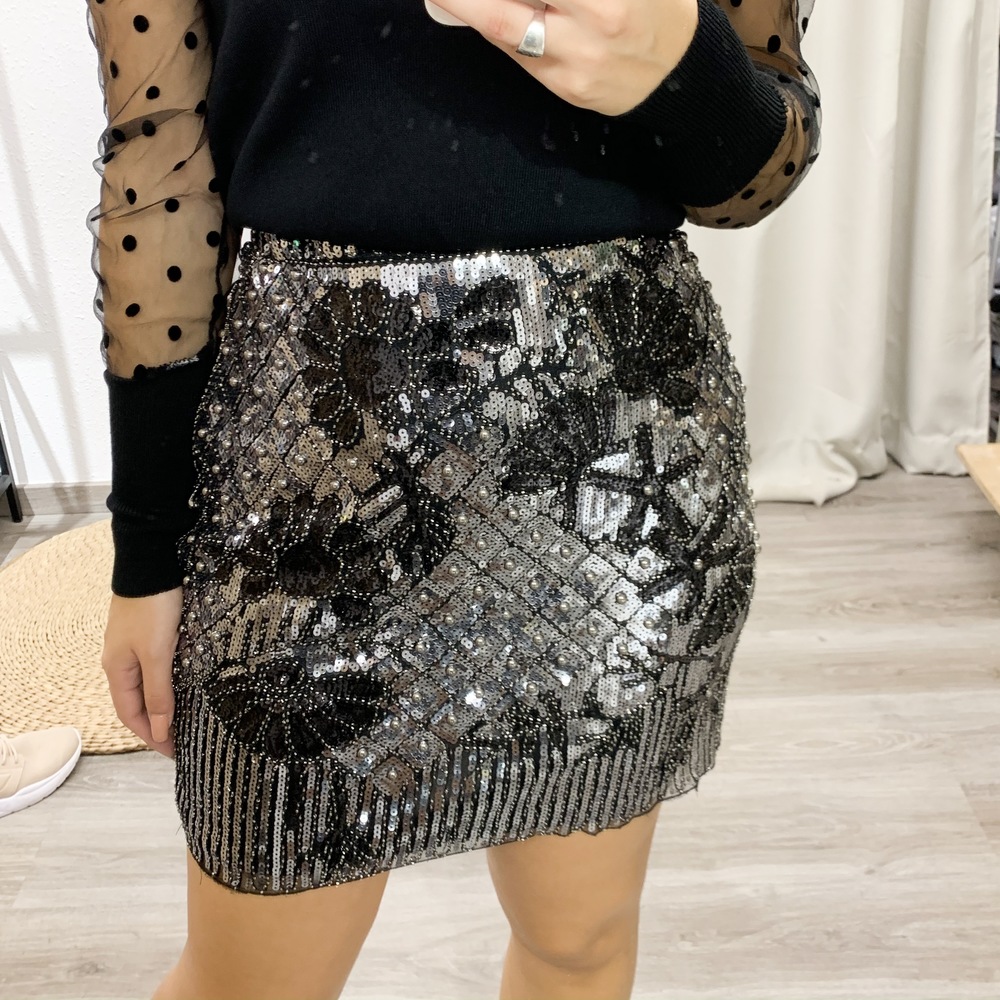 Falda Lentejuelas Negra y Plata 