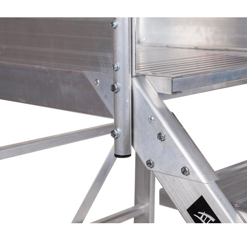 Escalera de Aluminio de Plataforma Móvil 60º MAX 