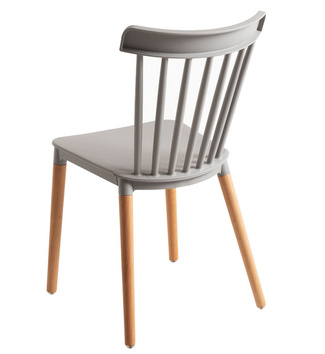 Silla Sansa en Haya y Polipropileno 54 x 44 x 82 cm