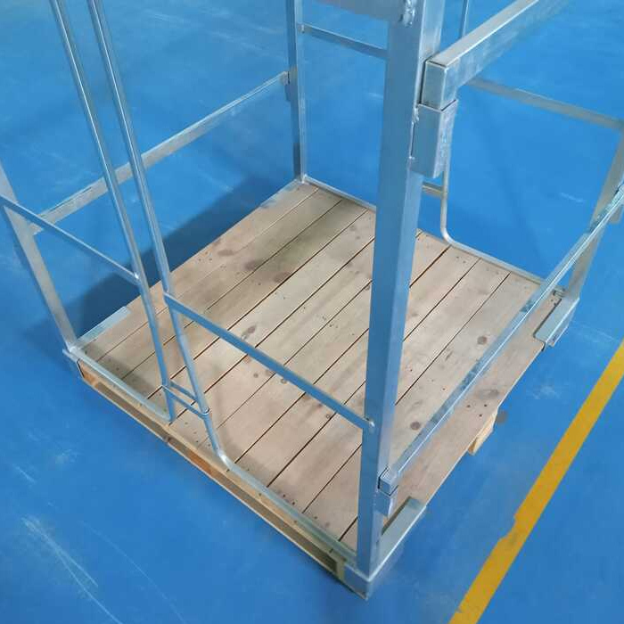 Jaula Apilable B2 Galvanizada Sobre Palet Usada 120 x 120 x 150 cm