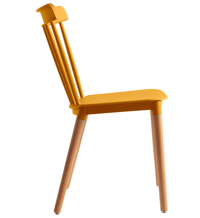 Silla Sansa en Haya y Polipropileno 54 x 44 x 82 cm