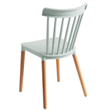 Silla Sansa en Haya y Polipropileno 54 x 44 x 82 cm