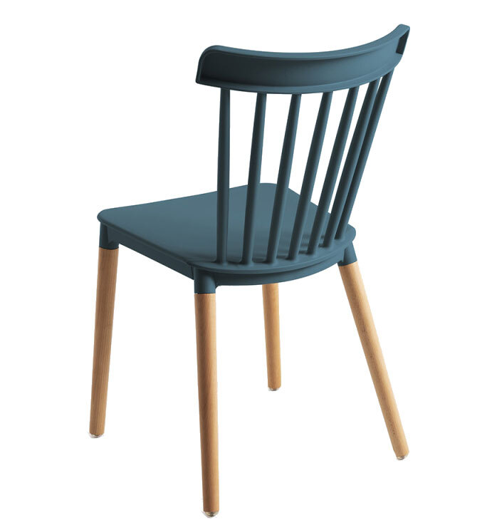 Silla Sansa en Haya y Polipropileno 54 x 44 x 82 cm