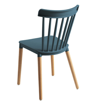 Silla Sansa en Haya y Polipropileno 54 x 44 x 82 cm