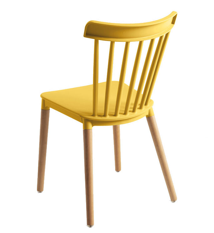 Silla Sansa en Haya y Polipropileno 54 x 44 x 82 cm