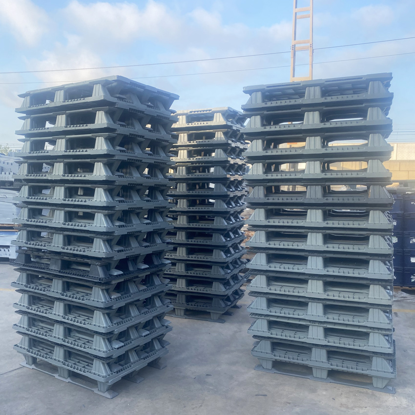 Palet Usado Encajable Ligero 3 Patines 80 x 120 x 16 cm 