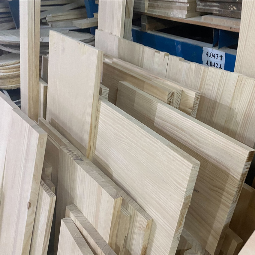Retales de Madera de Pino Alistonado Natural 