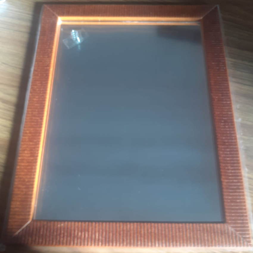 Lote de 16 Espejos de Madera de 42x31 cm