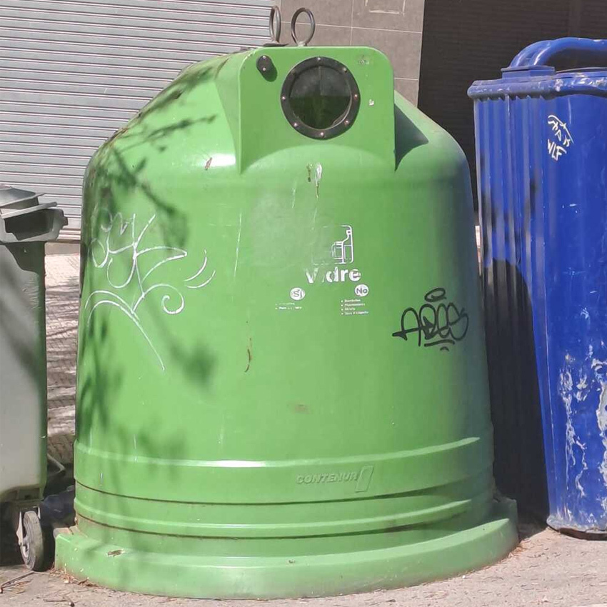 Lote Contenedores Vidrio Usados para Vía Pública 2500kg 