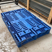 Palet plástico 800 x 1200 usado 