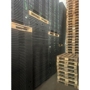 Lote de palets de plastico 80x120 cm encajables usados