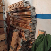 Lote de 250 Collares Usados de Madera Plegables 80 x 120 cm 