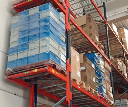 Lote de 480 Gavetas de plástico usadas diferentes colores 