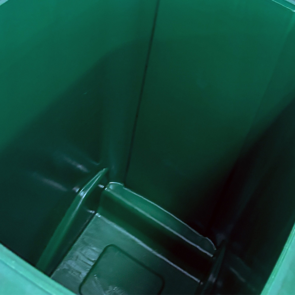 Contenedor de Basura con Pedal Metálico de 120 litros 