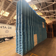 Lote de 50 Palets Azules Cerrados 100 x 100 cm Usados 