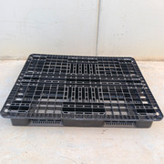 Lote 400 Palets Superficie Rejada Usados 110 x 130 cm 