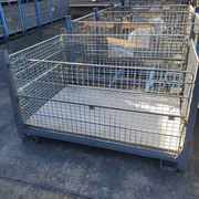 Lote 240 contenedores metálicos plegables Modelo SLI1200