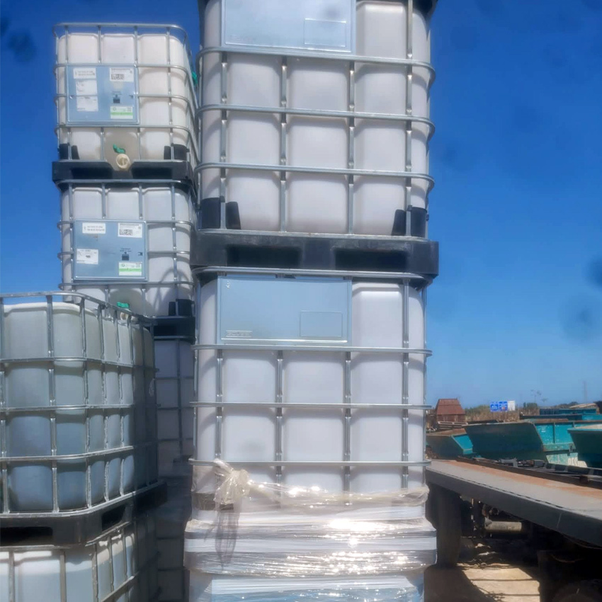 Lote 150 Contenedores IBC de 1000 L Usados 100 x 120 x 115 cm 